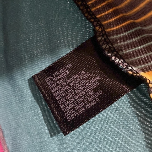 Beautiful sleeveless top, size PM. Worthington - Picture 3 of 5